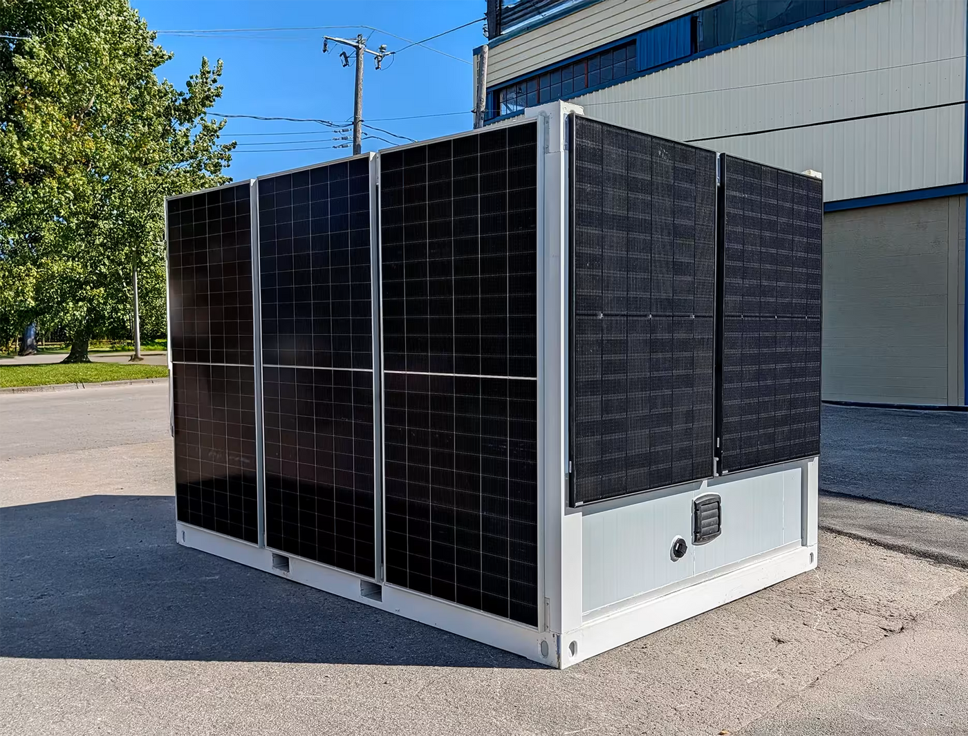 6,000 W Bifacial Solar Array