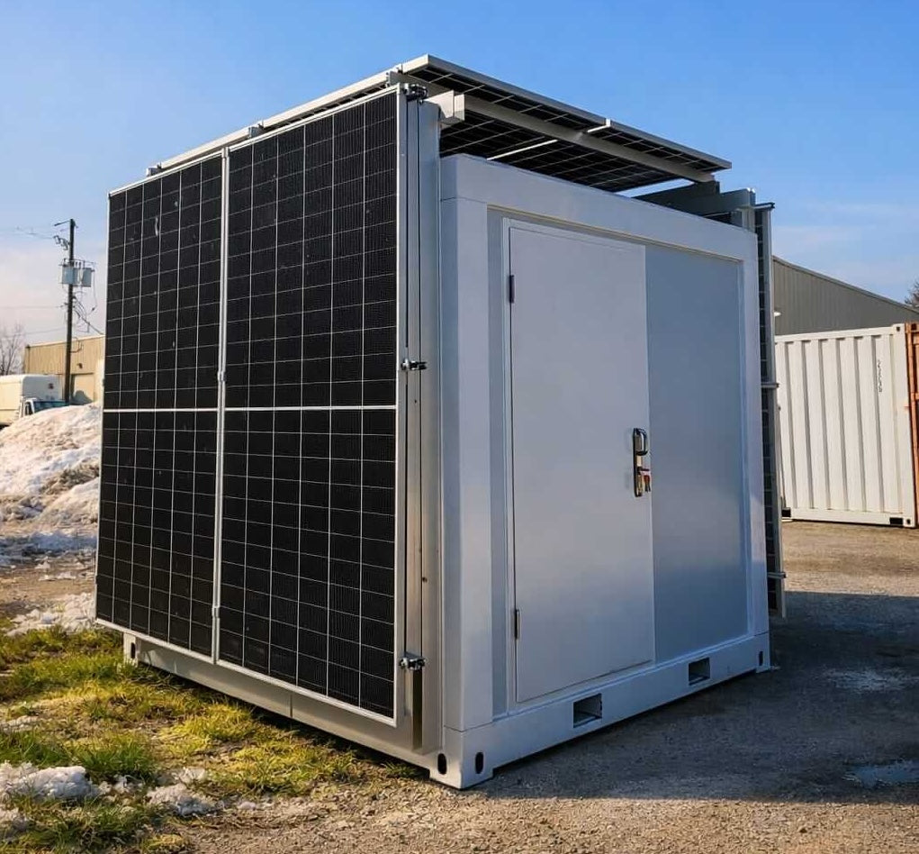 Li-Cube Power7.5 with 4800Watts of Solar Panels